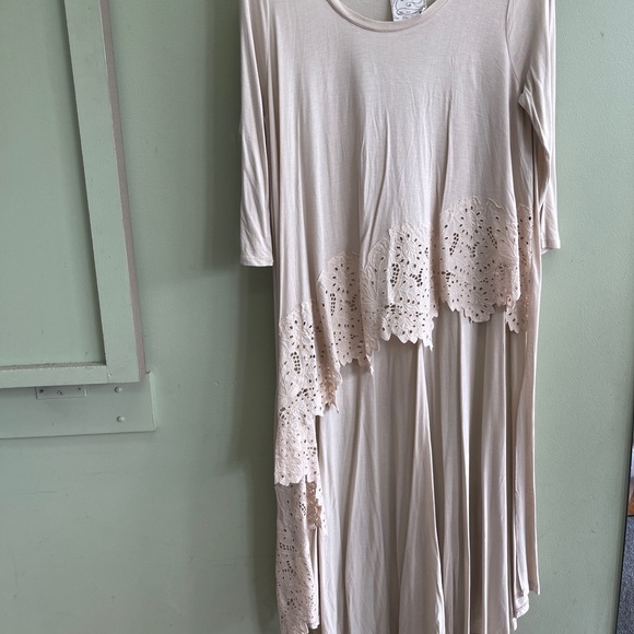 Free people Meadowlands lace hem asymmetrical top - Picture 4 of 9